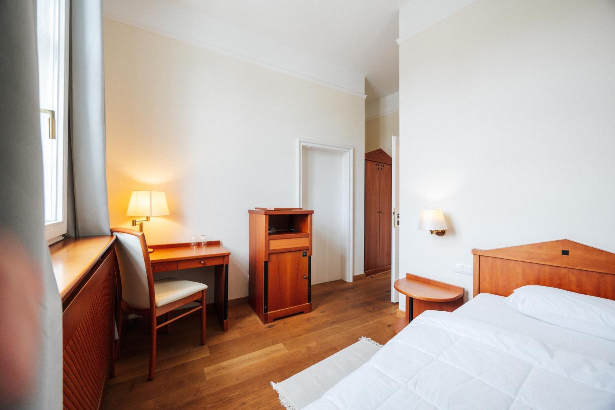 Celine Hotel Schwetzingen Exterior foto